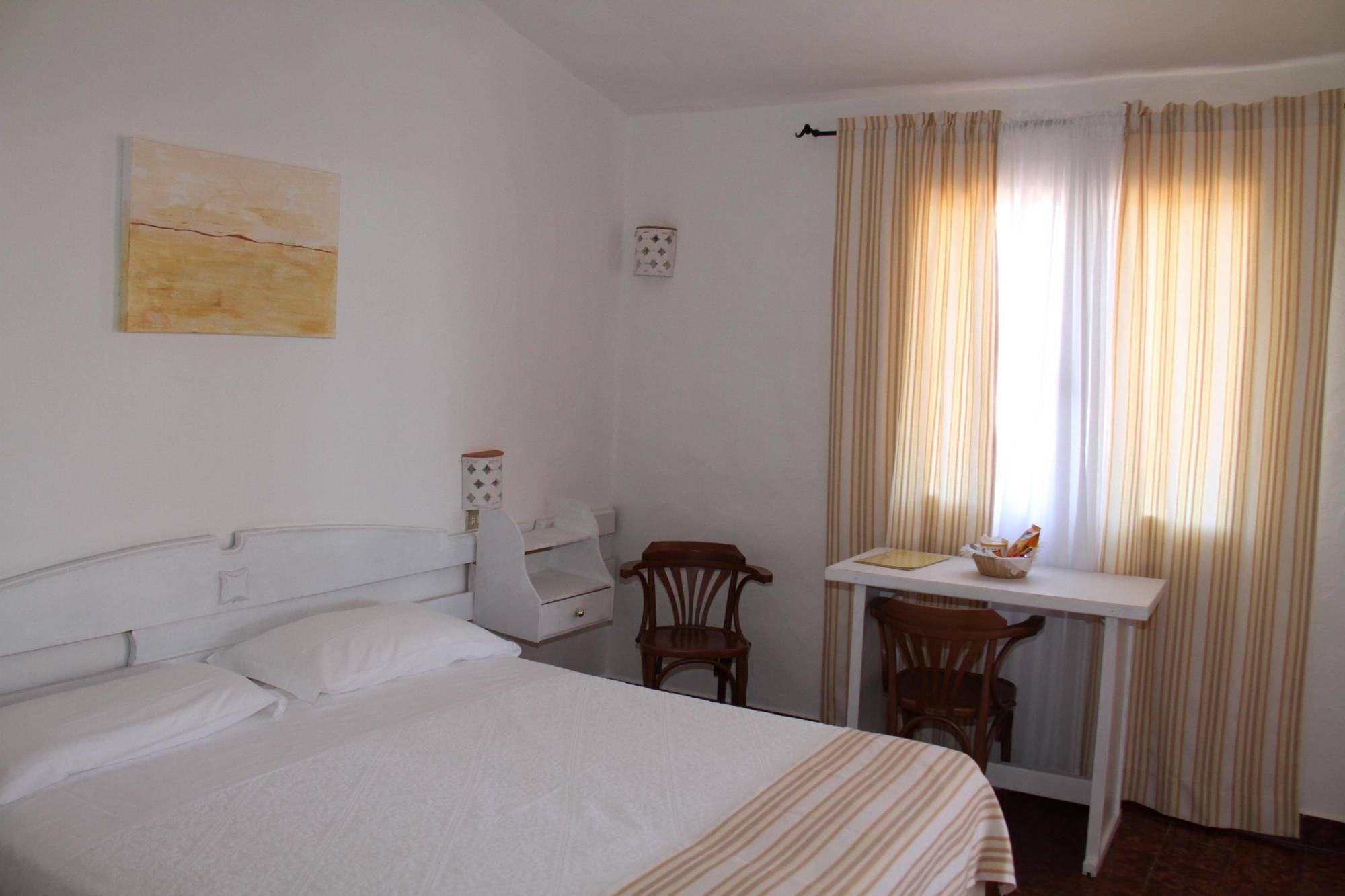 Hotel 3 Botti บายาซาร์ดิเนีย ภายนอก รูปภาพ