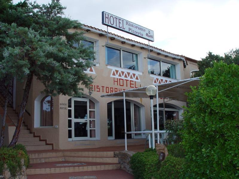 Hotel 3 Botti บายาซาร์ดิเนีย ภายนอก รูปภาพ
